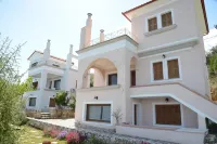 Goddesses Villa 2 in Nies - Pensionaatit