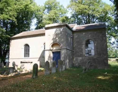Private Garden Room - Rural Village