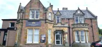 Crown Hotel & Bar Hotels near Inverness Railway Station