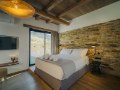 Hide Out Villas Hotels in Ios