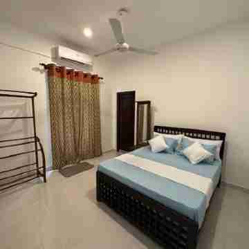 Kaduwela Layathraa Rooms