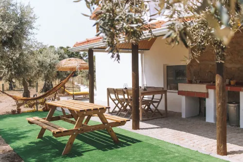 Chão do Ribeirinho Hotels in Fundao