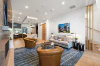 The Glenwood by Jackson Vacations - Bathtub