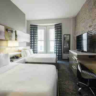 voco HOTEL NAPOLEON MEMPHIS by IHG Rooms