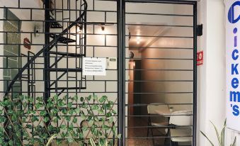 Dickem's Transient House