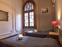 Play Hostel Arcos Hotels near Estadio G.E.B.A.