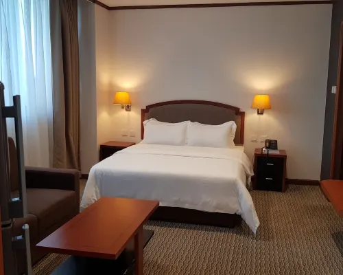 Abdul Razak Hotel Apartments โรงแรมในบันดาร์เซอรีเบอกาวัน