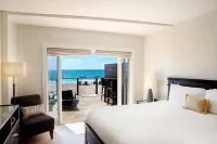 Sun Tower Hotel & Suites on the Beach