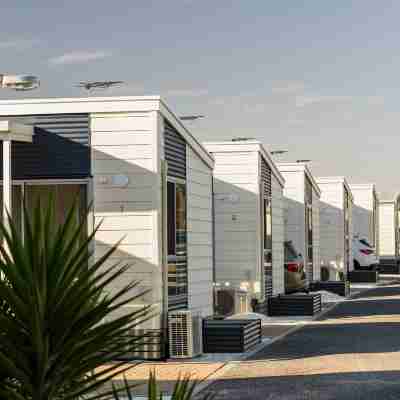 Discovery Parks - Adelaide Beachfront Hotel Exterior