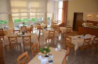 Hotel Haus am Park | Bad Homburg Hotels in Friedrichsdorf
