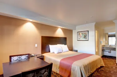 Ontario Inn & Suites Hotels near Harvey Mudd College