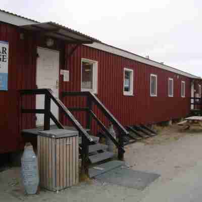 Polar Lodge Hotel Exterior