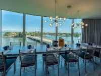 Fusion Resort Waterfront Suites Hotels near Walter Fuller Complex
