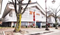 Gyeongju Bulgooksa W Drive-in Motel Các khách sạn gần Yeonjiam