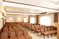 Hotel Nahar Manchester Inn Hotels in Коимбатур