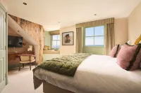 Pier House Hotels in Gorran Haven