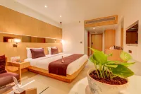 The Ssk Solitaire Hotel & Banquets - bar