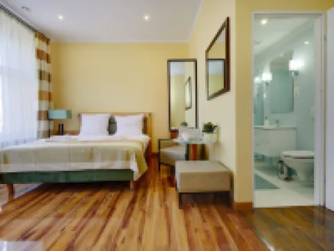 Jagiellonska 3 ApartHotel - Deluxe Rooms with King Beds, City Center, Free Wifi! Hotels in Katowice