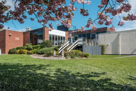 Hull Humber View Hotel, BW Signature Collection Отели рядом с достопримечательностью «The Humber Bridge»