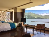 Uminpia Hotels in Oi