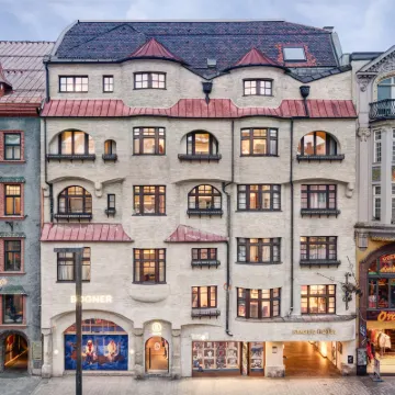 STAGE 12 Hotel by Penz Hotels in der Nähe von Goldenes Dachl