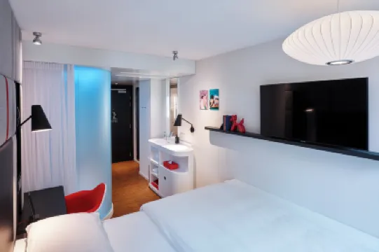 Citizenm Paris Champs-Élysées Hotels near Galeries Lafayette