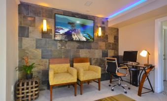 Best Western the Inn  Suites Pacific Grove