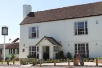 The Bell Inn Hotels in Doddenham