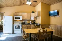 Holy Smoke Resort - Homestays