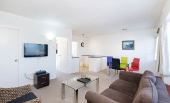Chevron Motel