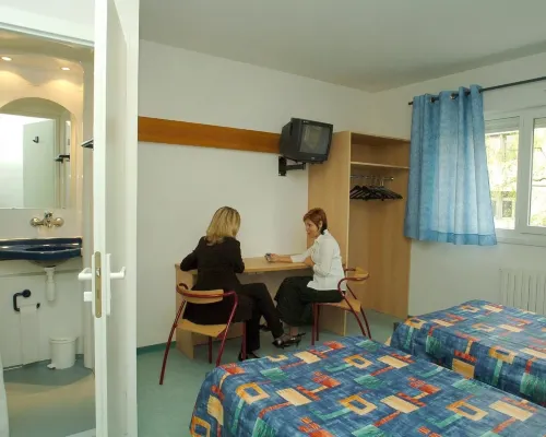 Ethic Etapes Dijon Accueil 24h24 et Parking Gratuit โรงแรมในดีฌง