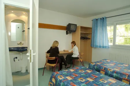 Ethic Etapes Dijon Accueil 24h24 et Parking Gratuit Отели рядом с достопримечательностью «Museum of the life of Bourguignonne»