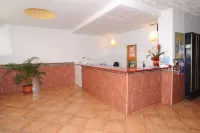 Hostal Montaña - Pensions