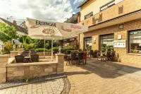 Zur Neroburg Hotels in Neroth