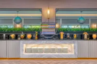 Sheraton Abu Dhabi Hotel & Resort - Breakfast