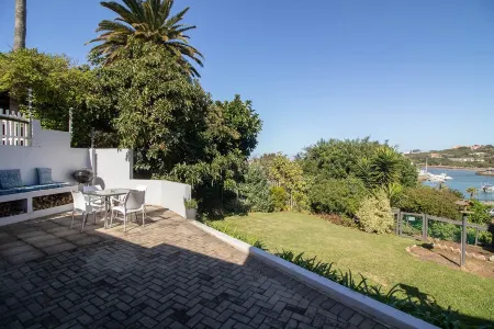 Dockside Отели в г. Порт-Альфред