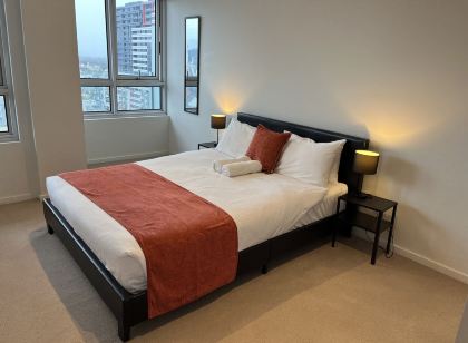 タシャズ アパートメンツ オン モーフェット