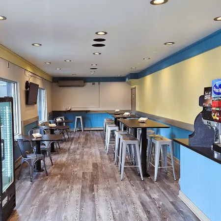 Days Inn and Suites by Wyndham Downtown Missoula-University