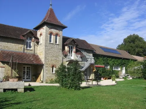 Chambres d'hôtes le Relais de la Perle Hotels in Passenans