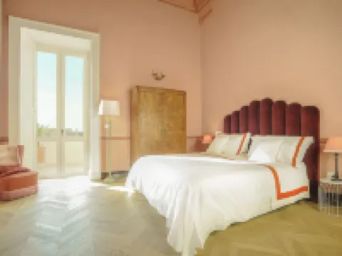 聖特雷薩羅萊修道院酒店 納爾多酒店