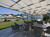 V Luxury Suites Hotels in Perama