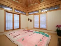 Wiyeonjae Hanok Stay Hotels near Seongjuam Temple