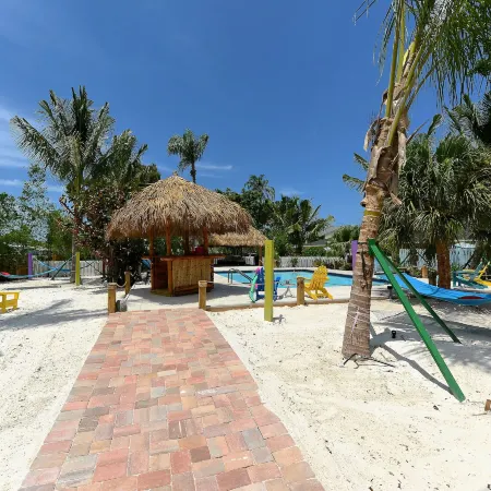 Siesta Key Palms Resort