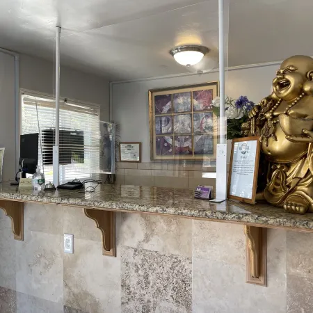 The Palomar Inn