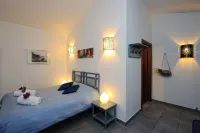 Poisson Rouge Hotels in Figari