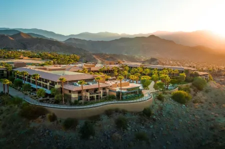 The Ritz-Carlton, Rancho Mirage Отели рядом с достопримечательностью «Обсерватория Ранчо Мираж Лайбрари &»