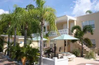 Venice Beach Villas Hotel dekat Monty Andrews Arboretum @ West Blalock Park