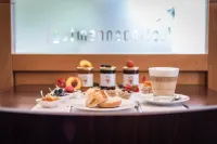 Park-Hotel Hübner - breakfast