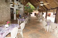Hotel Doralba Inn Chichen - Breakfast