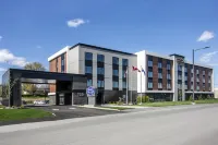 Hampton Inn & Suites by Hilton Quebec City Beauport - 3-Star